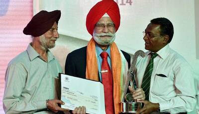 Hockey legend Balbir Singh Sr. honoured with Lifetime Achievement Award