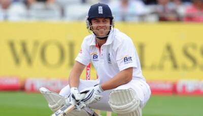 England lose another brick in wall as Jonathan Trott quits