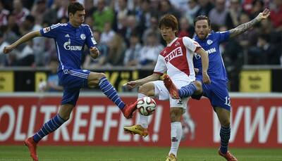 Schalke midfielder Marco Hoeger returns ahead of season finale