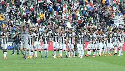 Juventus parade silverware, Napoli in Champions League limbo