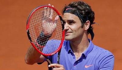 Roger Federer into French Open third round