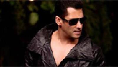 Will leave Twitter if fans don't stop trolling Shah Rukh, Aamir: Salman Khan
