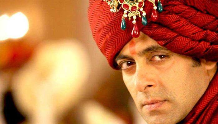 Arpita reveals Salman Khan&#039;s look in `Prem Ratan Dhan Payo`?