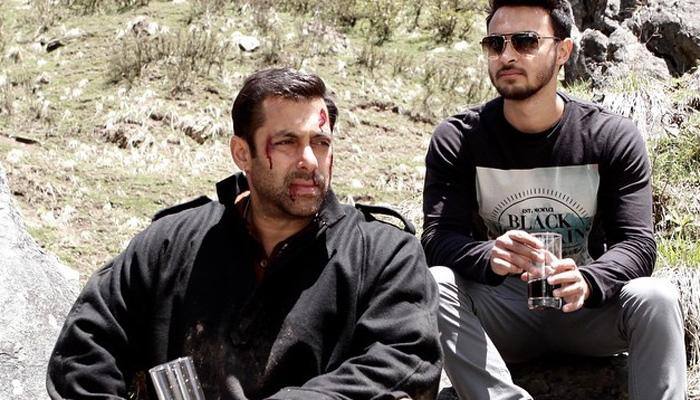 Arpita gets nostalgic, posts pictures from Salman&#039;s `Bajrangi Bhaijaan` set