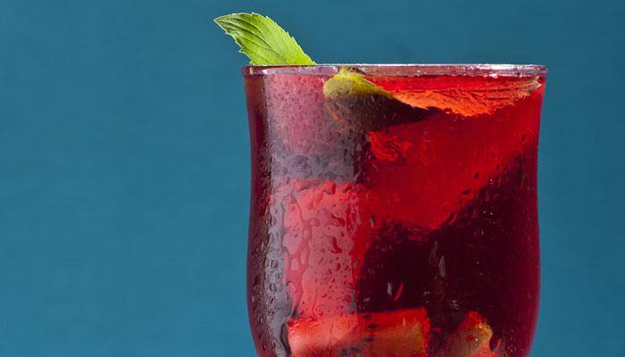 Recipe: Hibiscus Tea Mocktail | News | Zee News