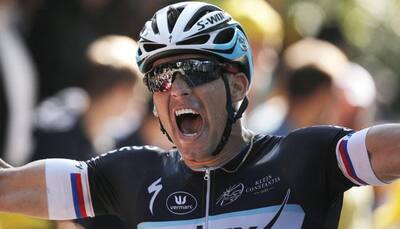 Tour de France 2015: Stybar wins stage 6 as leader Martin crashes in final stretch
