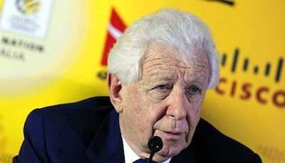 Brain surgery for Aussie chief Frank Lowy after podium fall