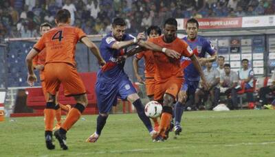 Mumbai City FC retains Andre Morit