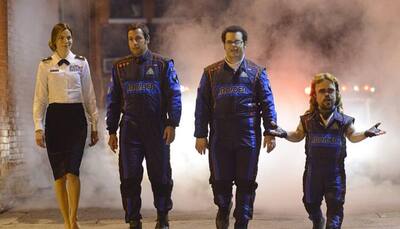 Pixels movie review - Lacklustre and disappointing