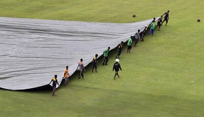 Bangladesh defends monsoon Tests