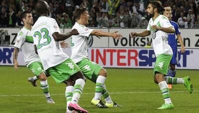 Bundesliga 2015-16: Wolfsburg cruise past Schalke minus City-target De Bruyne