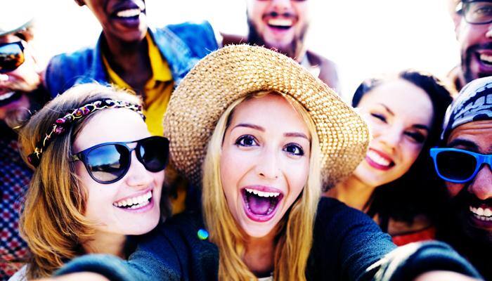 Do you know why rich people have fewer international friends?