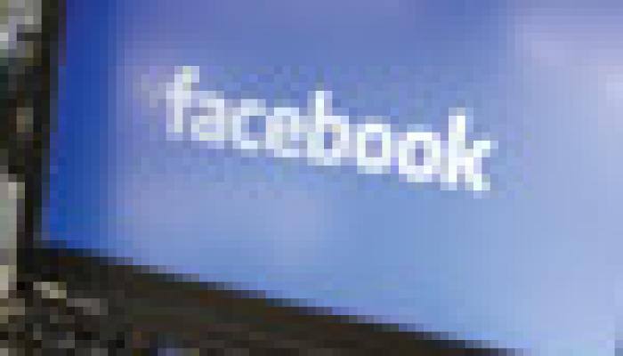 Facebook tops Wall Street revenue target in 4th quarter