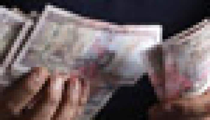 Rupee recovers 12 paise at 61.74 against US dollar 