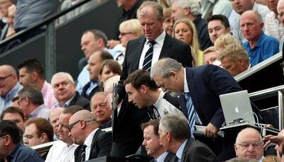 Newcastle players caught out by traffic at West Ham