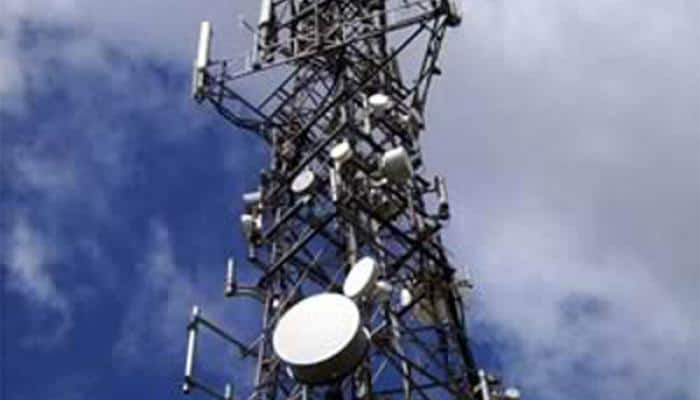 Govt approves spectrum trading norms for telecom firms 