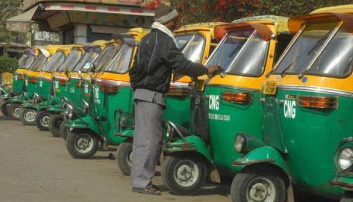 Autorickshaw permits only to Marathi-speaking people in Mumbai: Maharashtra govt