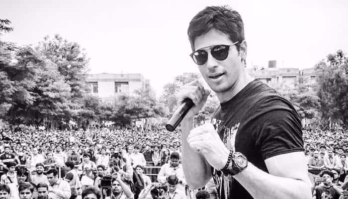 What inspired Sidharth Malhotra to turn vegetarian?