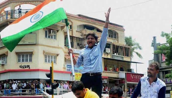 Quota stir: Gujarat govt denies nod to Patels' 'Ekta Yatra', Hardik adamant