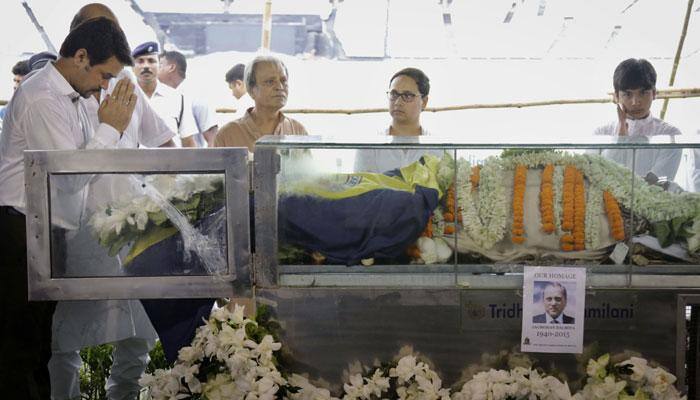 Jagmohan Dalmiya laid to rest with state honours, bigwigs pay homage