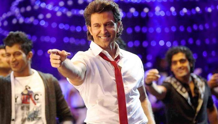 Greek god Hrithik Roshan rejoices 11 million Twitter followers!