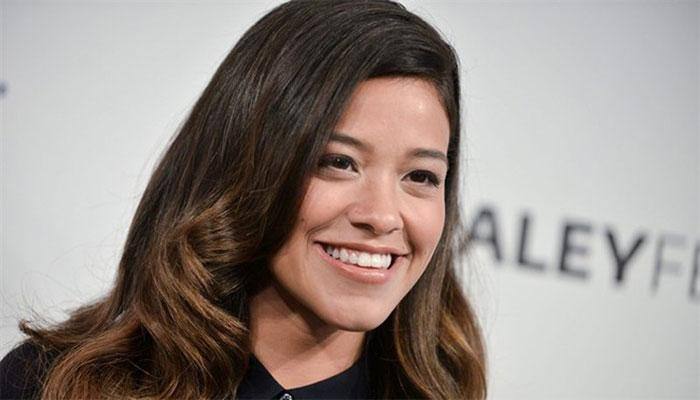 Gina Rodriguez splits with Henri Esteve?