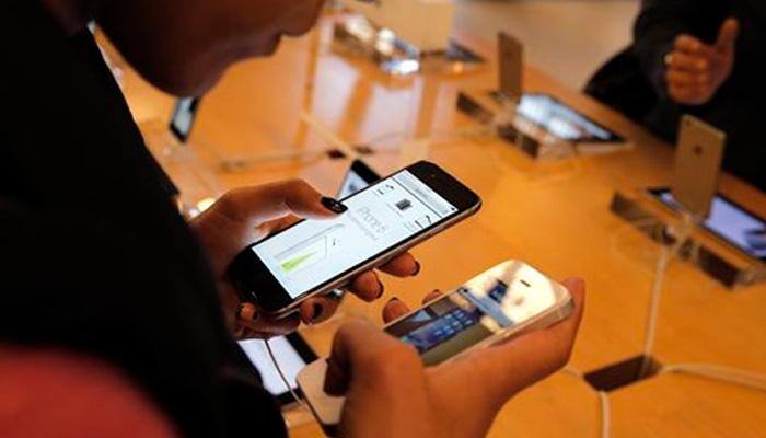These top 25 apps on Apple Store have been hit by malware attack