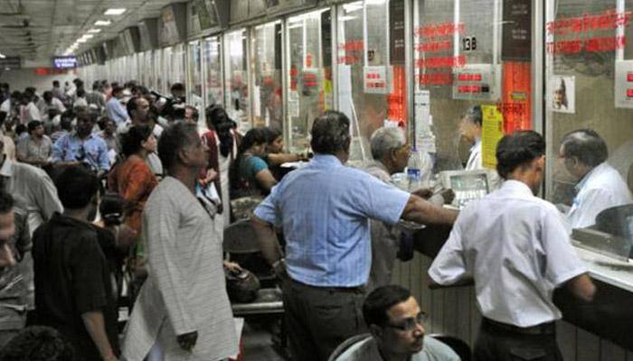 Indian Railway worried as passenger bookings fall over 4%