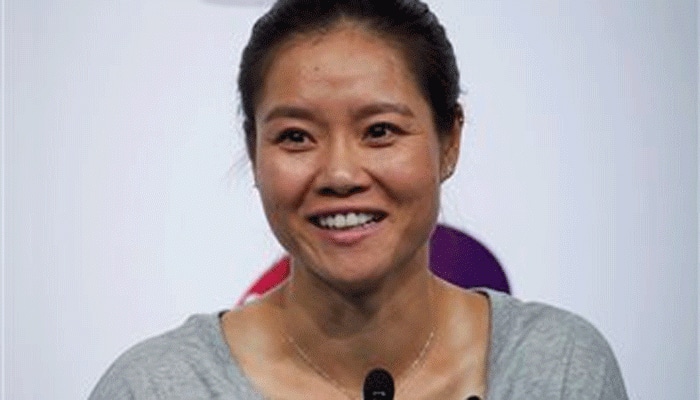 Li Na thrills fans at Wuhan stadium opening