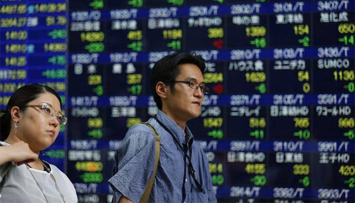 Asian shares skid to 3-1/2-year low on China anxiety