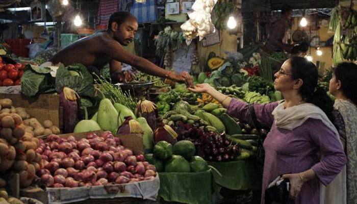 RBI lowers inflation projection to 5.8% for Jan&#039;16