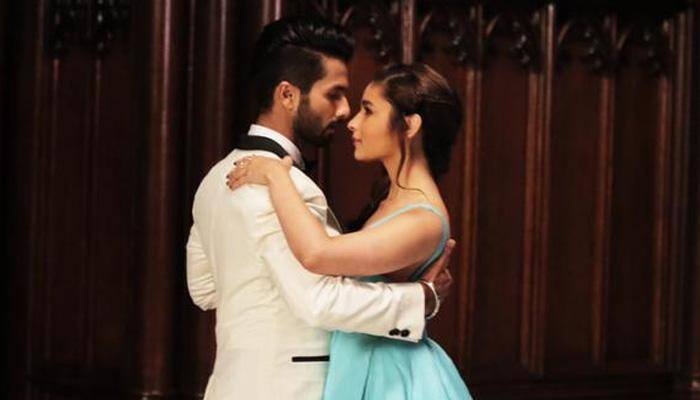 Watch: Shahid Kapoor, Alia Bhatt look shaandaar in vintage styled song – ‘Nazdeekiyaan’