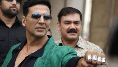 Which Hollywood star does Akshay Kumar want to work with?