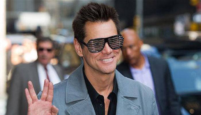 Jim Carrey offers to help cover ex-girlfriend's funeral costs