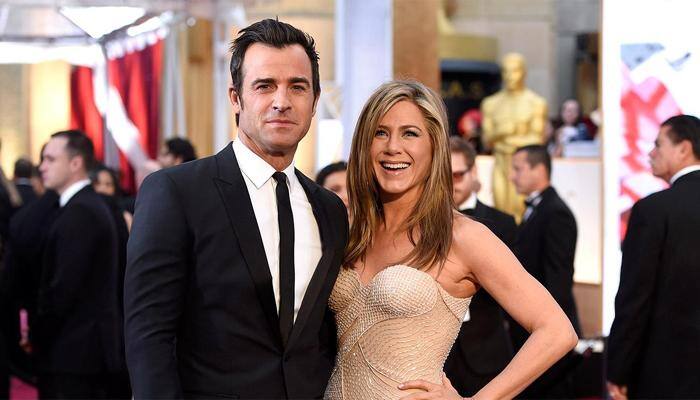 Jennifer Aniston, Justin Theroux debut as married couple