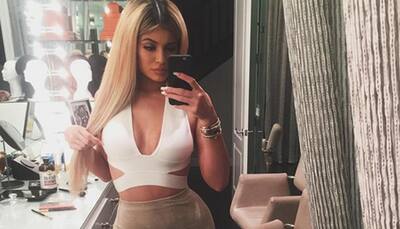 Kylie Jenner flaunts her new car worth USD 320,000