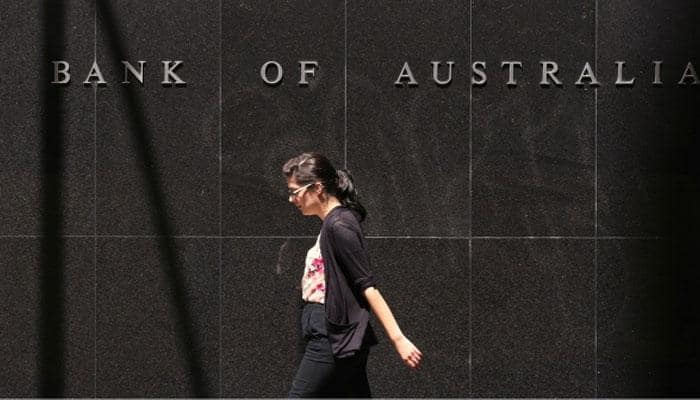 Australian central bank leaves cash rate unchanged