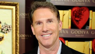 Nicholas Sparks to produce TV comedy for ABC