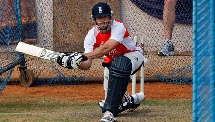 Amazing VIDEO: Blindfolded Kevin Pietersen smashes big sixes!