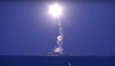 Russian warships fire cruise missiles as Moscow backs Syrian offensive