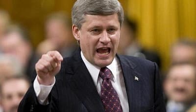 Canada PM Stephen Harper denies delaying Syrians resettlement