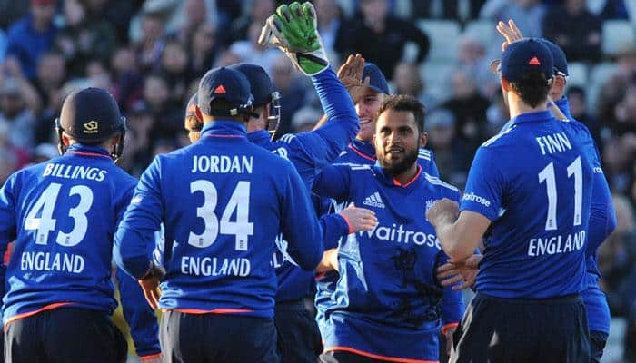 Shane Warne offers to help England spinner Adil Rashid