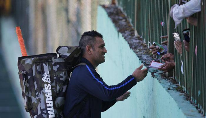 Selectors need to look at MS Dhoni's place in team: Ajit Agarkar