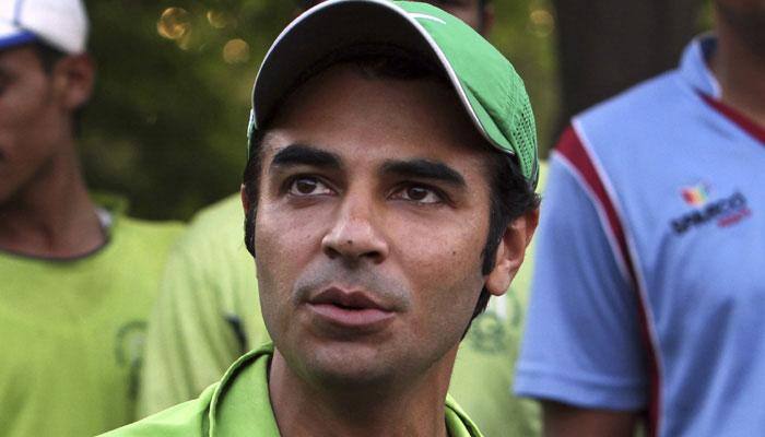 Relieved Salman Butt and Mohammad Asif sign for Pakistan's major domestic team