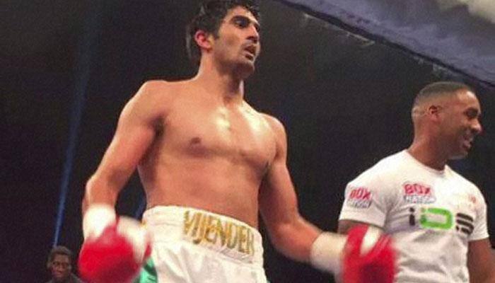 Impressive Vijender Singh off to a flying start in pro career, wins by RSC over Sonny Whiting