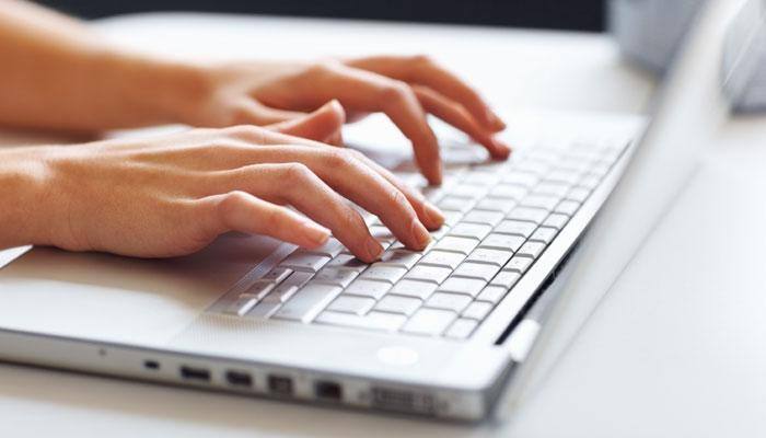 Web designs influence how much we reveal online