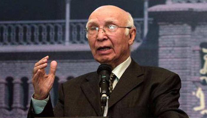 Nawaz Sharif to take up Indo-Pak dialogue issue with Obama: Sartaj Aziz