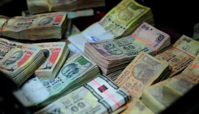 India rupee falls 17 paise against US dollar in early trade on Tuesday