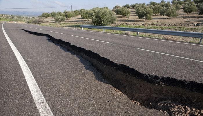 &#039;Imminent Earthquake&#039; could kill 40 mln, divide continent