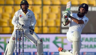 Poor light denies England an improbable win against Pakistan in first Test